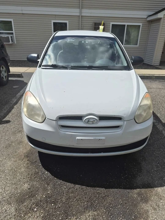 2007 Hyundai Accent - Image 3 of 8
