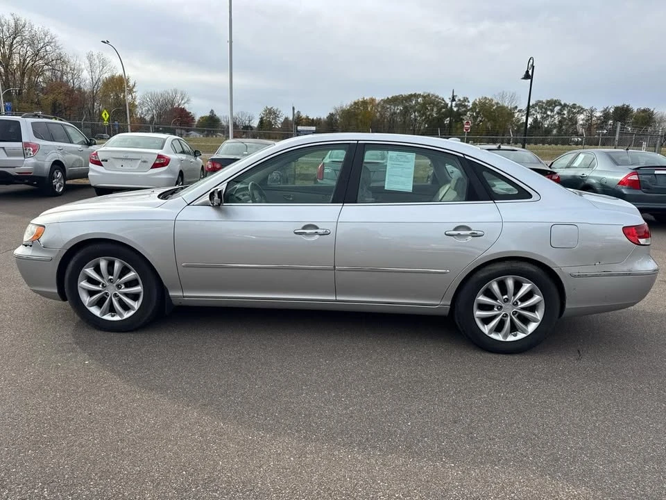 2007 Hyundai Azera - Image 8 of 11