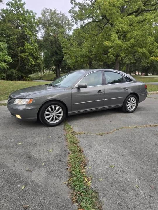 2007 Hyundai Azera - Image 11 of 16