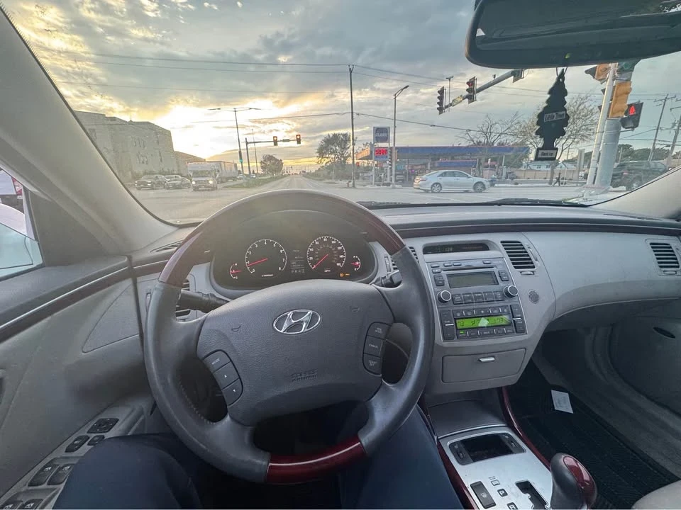 2007 Hyundai Azera - Image 11 of 12