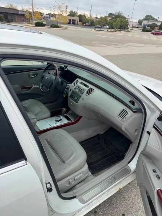 2007 Hyundai Azera - Image 7 of 12