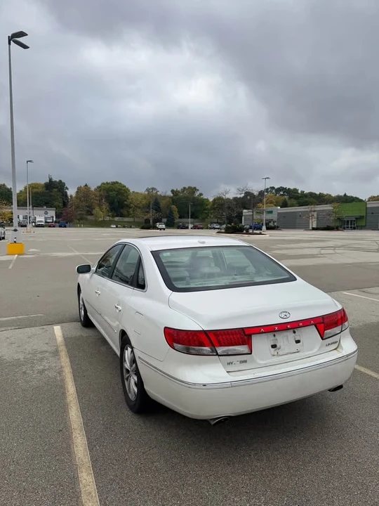 2007 Hyundai Azera - Image 4 of 13