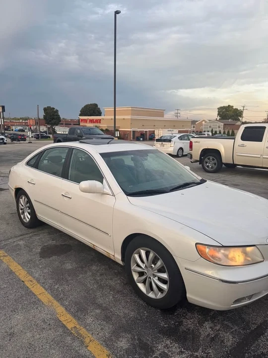 2007 Hyundai Azera - Image 2 of 10