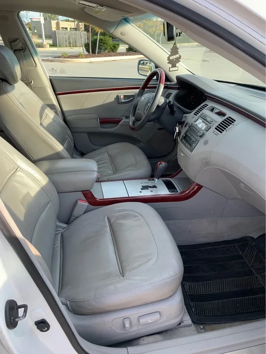 2007 Hyundai Azera - Image 2 of 8