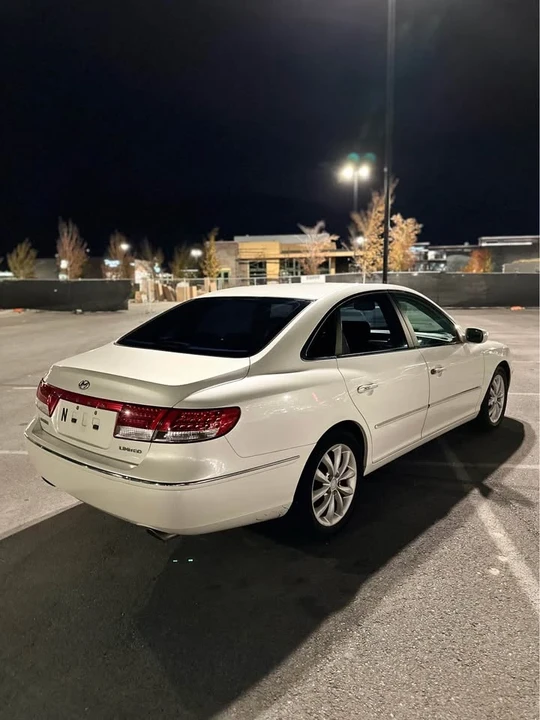 2007 Hyundai Azera - Image 6 of 15