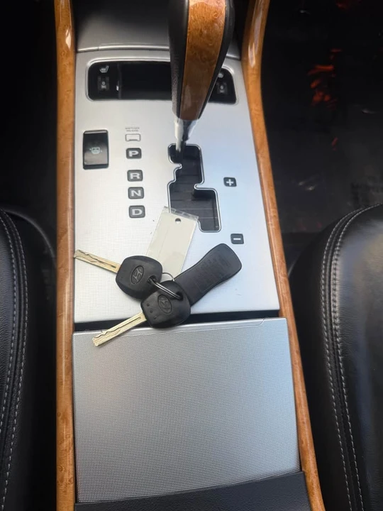 2007 Hyundai Azera - Image 10 of 11