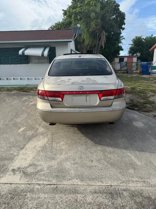 2007 Hyundai Azera - Image 2 of 6
