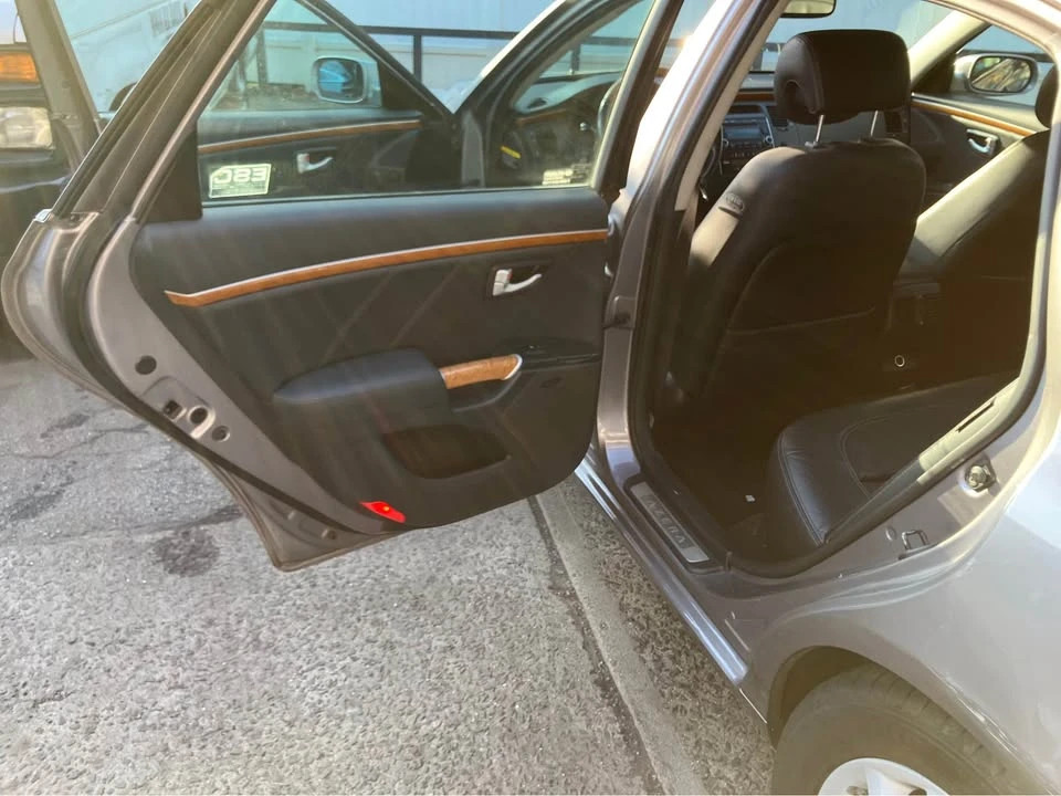 2007 Hyundai Azera - Image 8 of 13