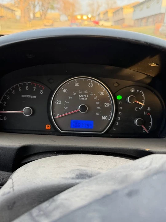 2007 Hyundai Elantra - Image 7 of 10