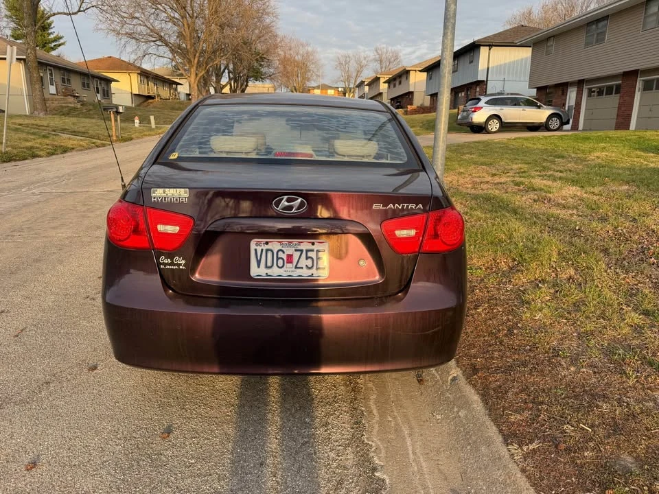 2007 Hyundai Elantra - Image 2 of 10