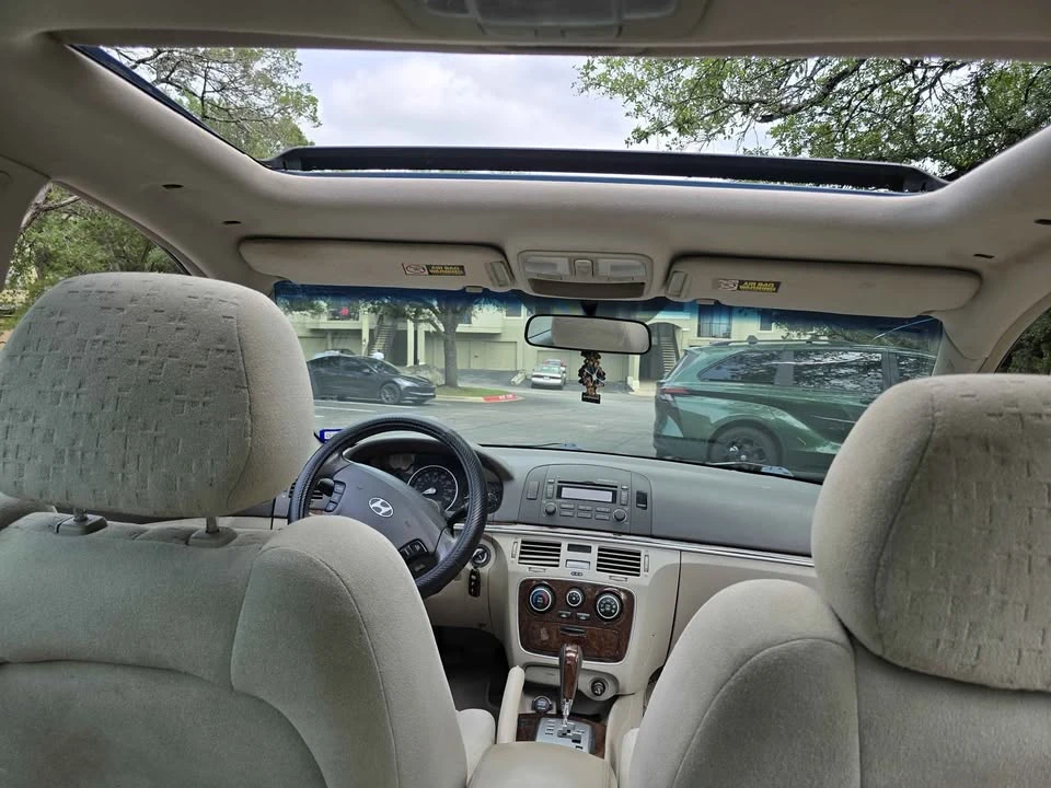 2007 Hyundai Elantra - Image 4 of 6