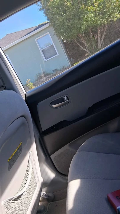 2007 Hyundai Genesis - Image 3 of 11