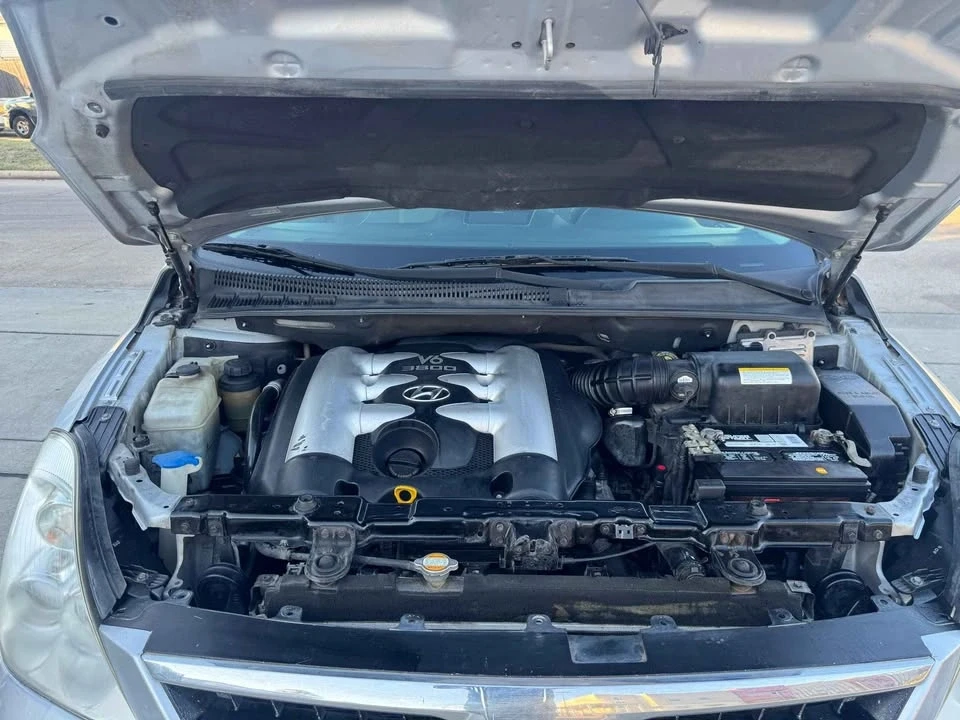 2007 Hyundai Ioniq 6 - Image 2 of 19