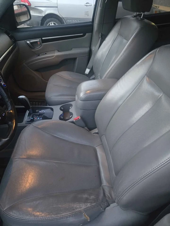 2007 Hyundai Santa Fe - Image 10 of 14