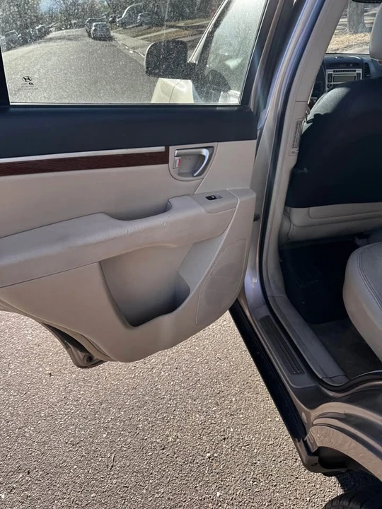 2007 Hyundai Santa Fe - Image 7 of 12
