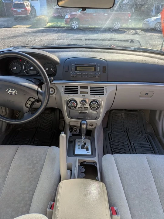 2007 Hyundai Sonata - Image 6 of 17