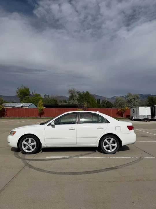 2007 Hyundai Sonata - Image 4 of 10