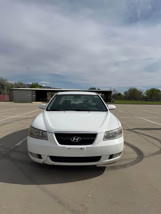 2007 Hyundai Sonata - Image 2 of 10