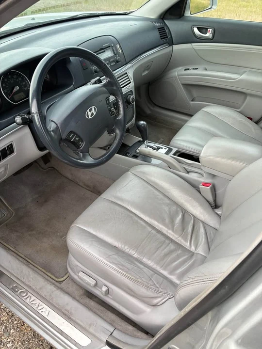 2007 Hyundai Sonata - Image 2 of 9