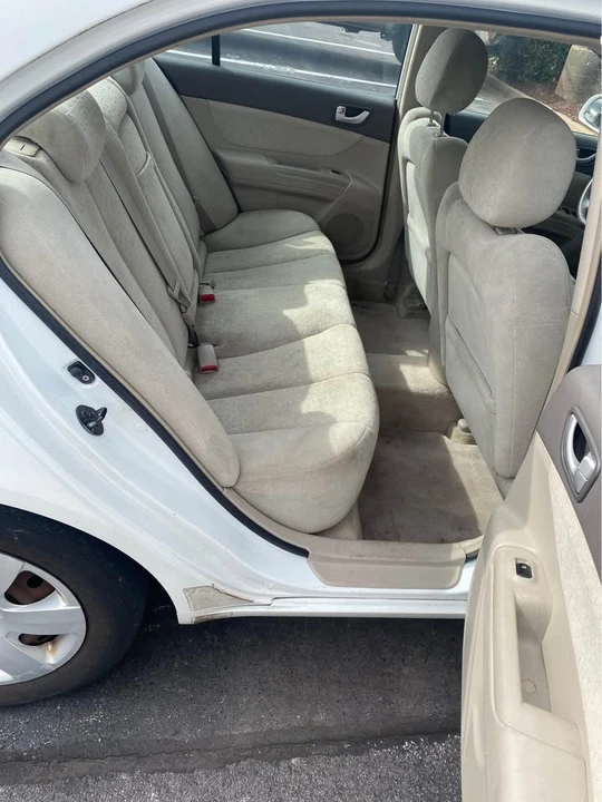 2007 Hyundai Sonata - Image 4 of 12
