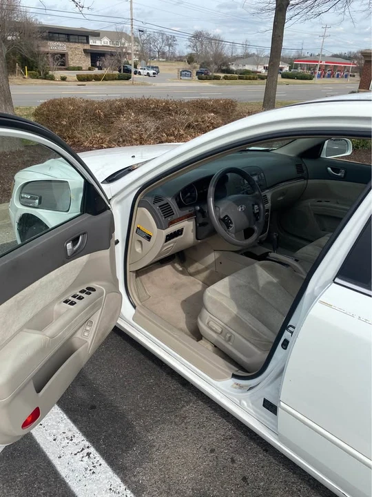 2007 Hyundai Sonata - Image 8 of 12
