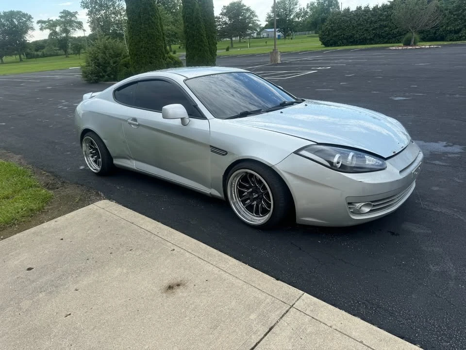 2007 Hyundai Tiburon - Image 6 of 8