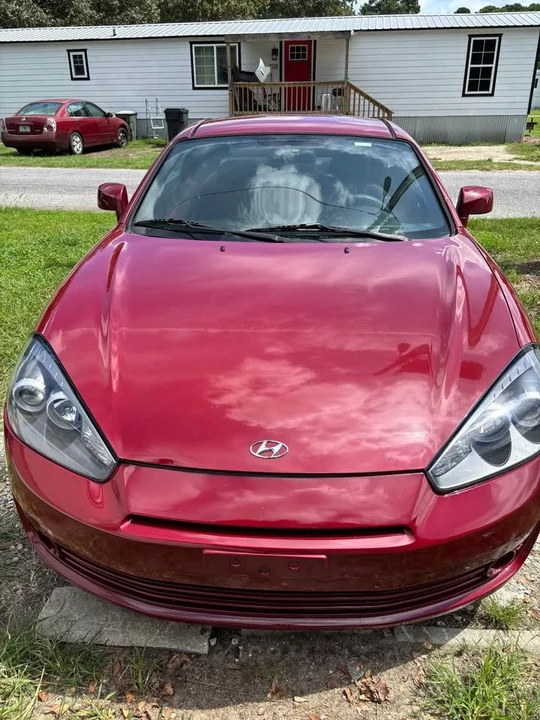 2007 Hyundai Tiburon - Image 2 of 7