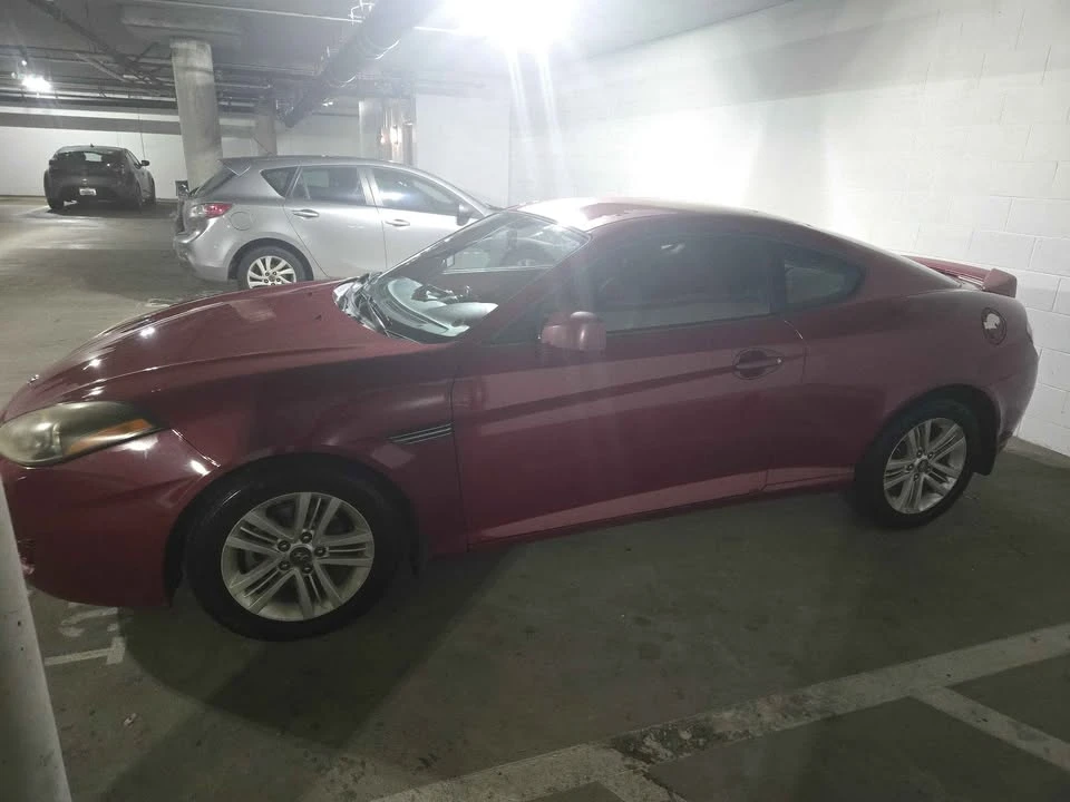 2007 Hyundai Tiburon - Image 2 of 14