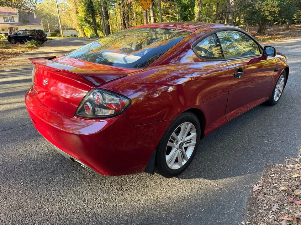 2007 Hyundai Tiburon - Image 4 of 15