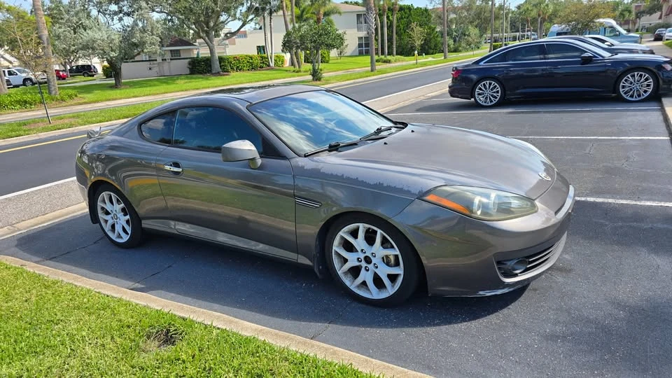 2007 Hyundai Tiburon - Image 3 of 19