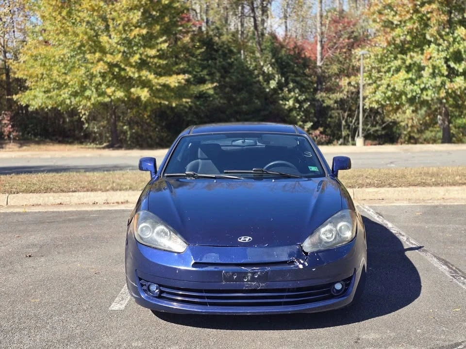 2007 Hyundai Tiburon - Image 3 of 15