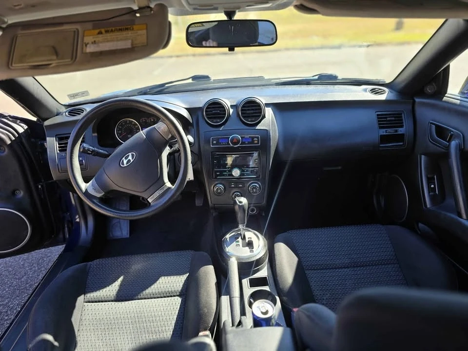 2007 Hyundai Tiburon - Image 10 of 15