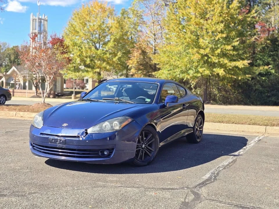 2007 Hyundai Tiburon - Image 2 of 15
