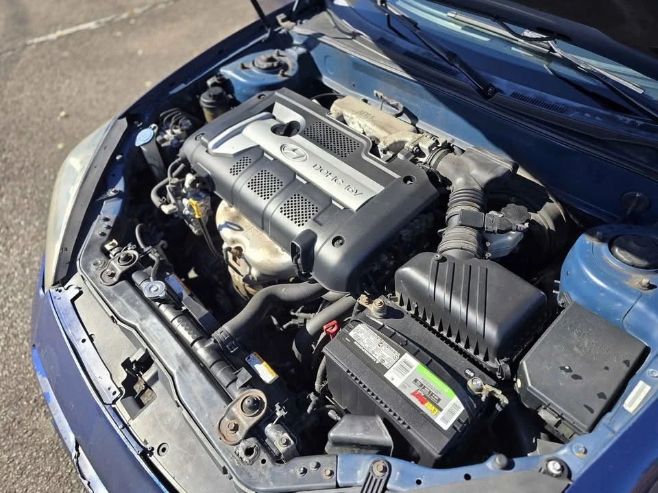 2007 Hyundai Tiburon - Image 13 of 15