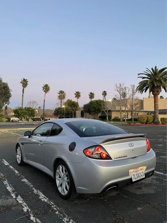 2007 Hyundai Tiburon - Image 3 of 16