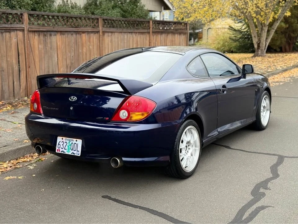 2007 Hyundai Tiburon - Image 2 of 9
