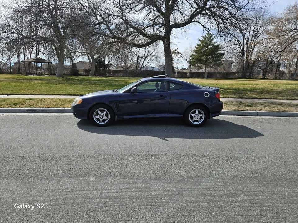2007 Hyundai Tiburon - Image 9 of 10
