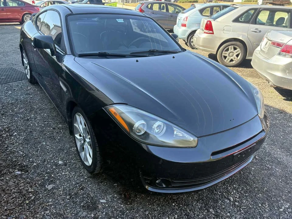 2007 Hyundai Tiburon - Image 2 of 9