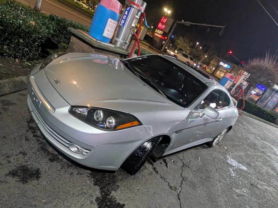 2007 Hyundai Tiburon - Image 2 of 6