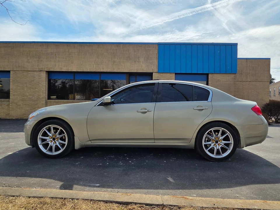 2007 Infiniti G35 3rd Gen - Image 11 of 12