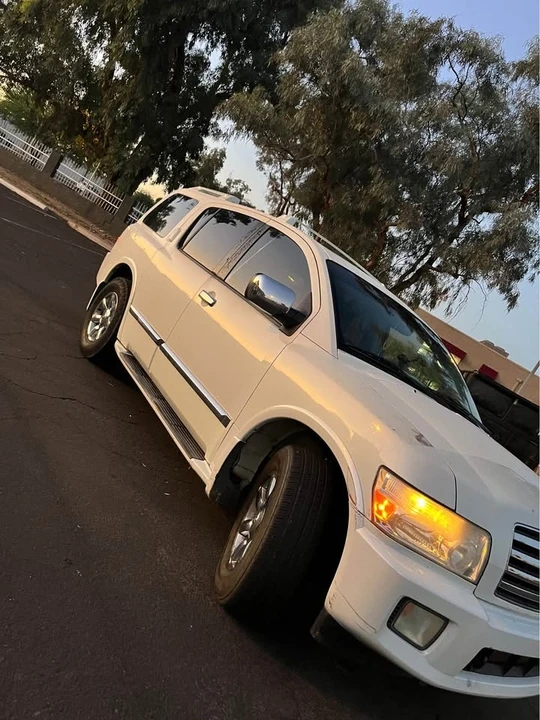 2007 Infiniti QX80 - Image 2 of 7
