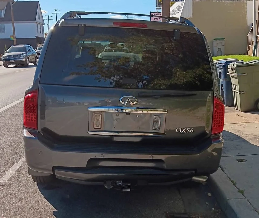 2007 Infiniti QX80 - Image 6 of 10