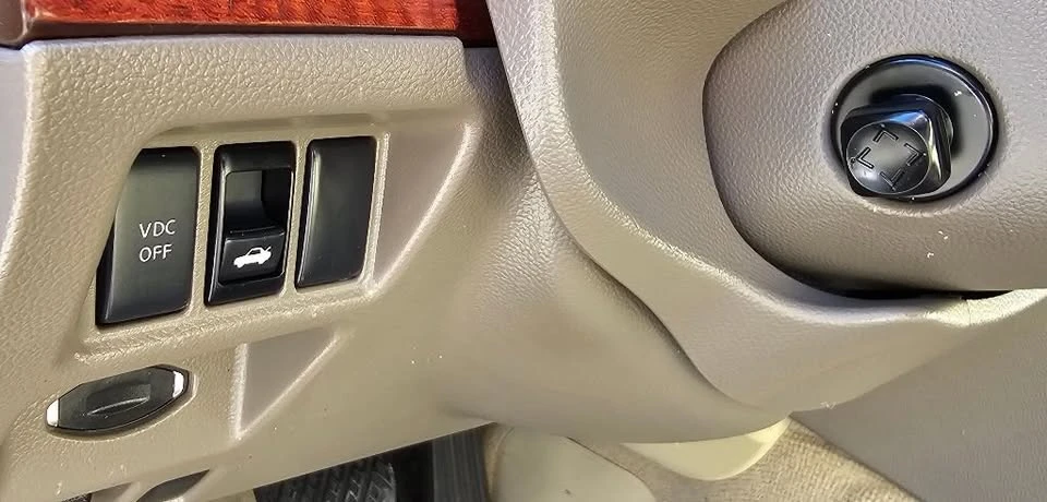 2007 Infiniti G35 3rd Gen - Image 16 of 19