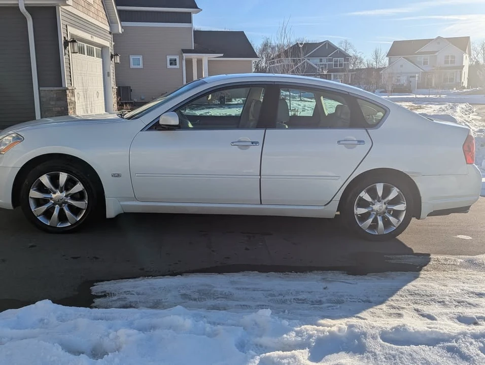 2007 Infiniti M 2nd Gen - Image 2 of 11