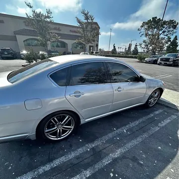 2007 Infiniti m35 · Base