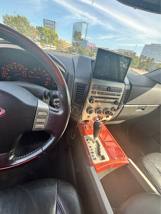 2007 Infiniti QX80 - Image 2 of 11