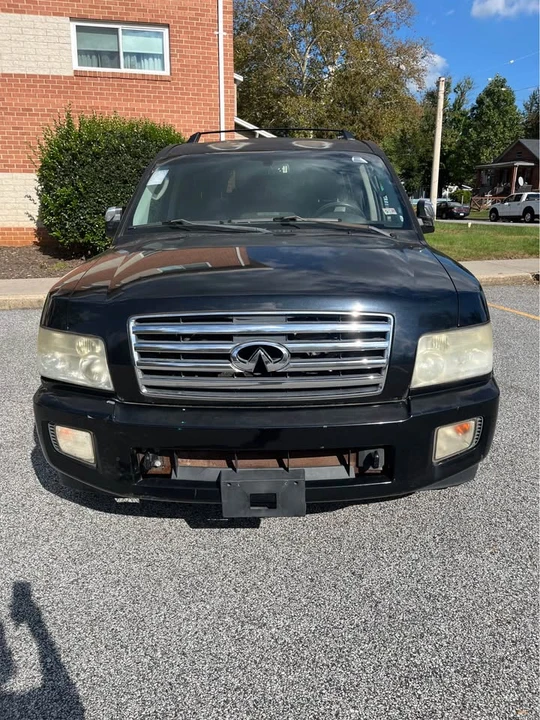 2007 Infiniti QX80 - Image 2 of 8