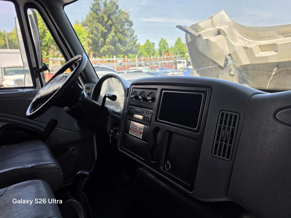 2007 International Harvester XT - Image 9 of 20