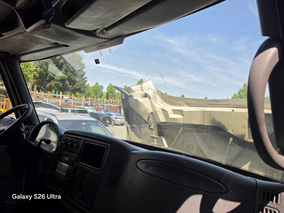 2007 International Harvester XT - Image 8 of 20