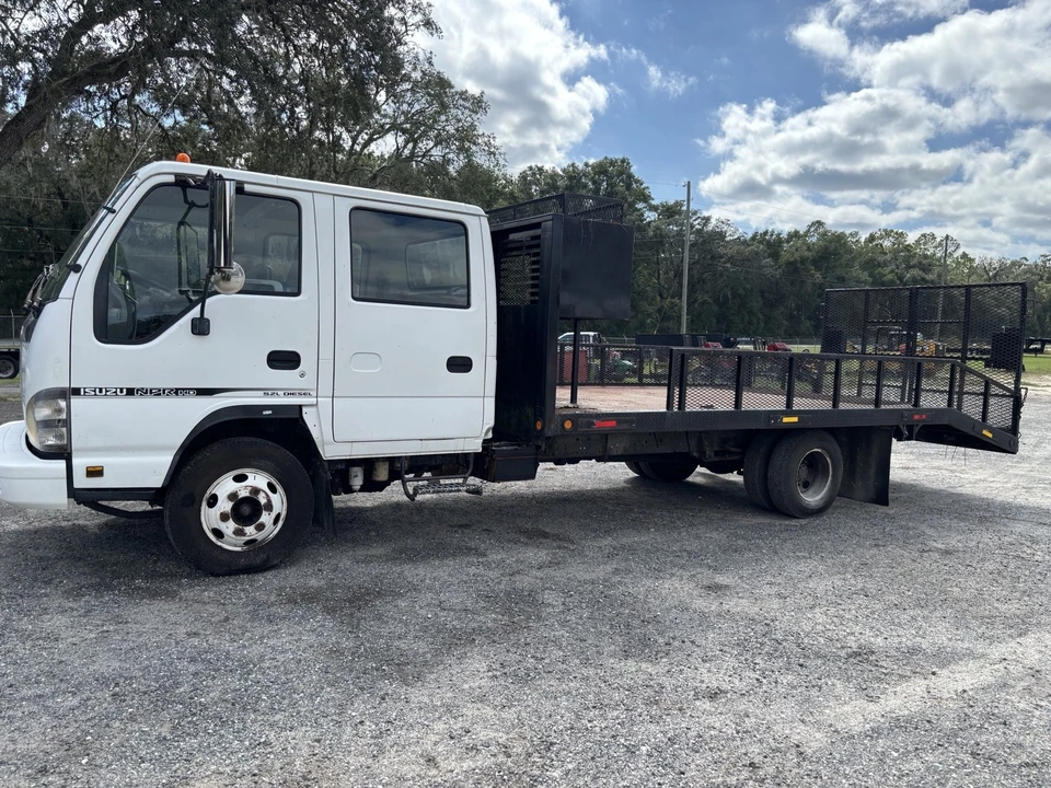2007 Isuzu Elf - Image 13 of 21